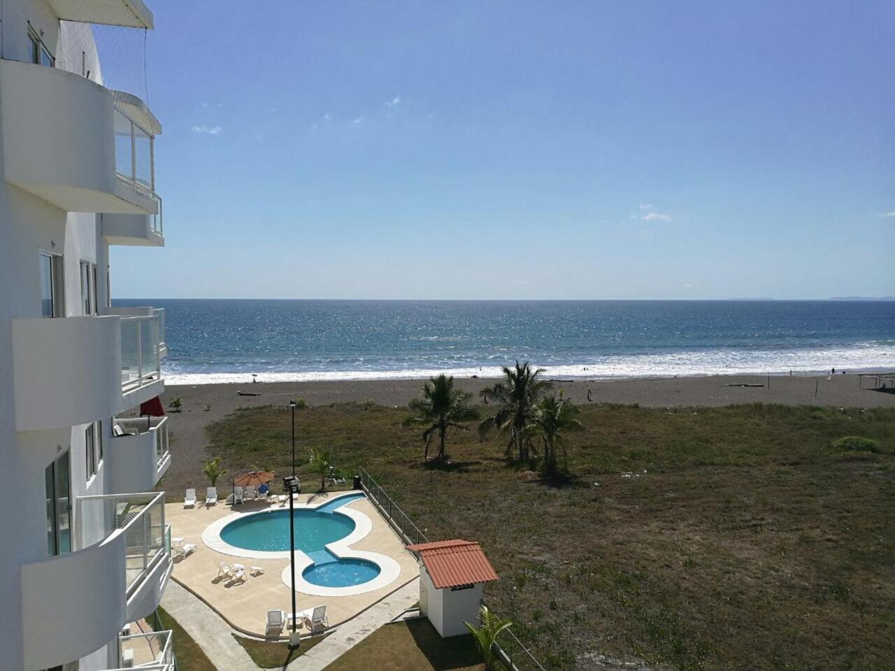 Playa La Barqueta , Las Olas Tower Front Давид Экстерьер фото